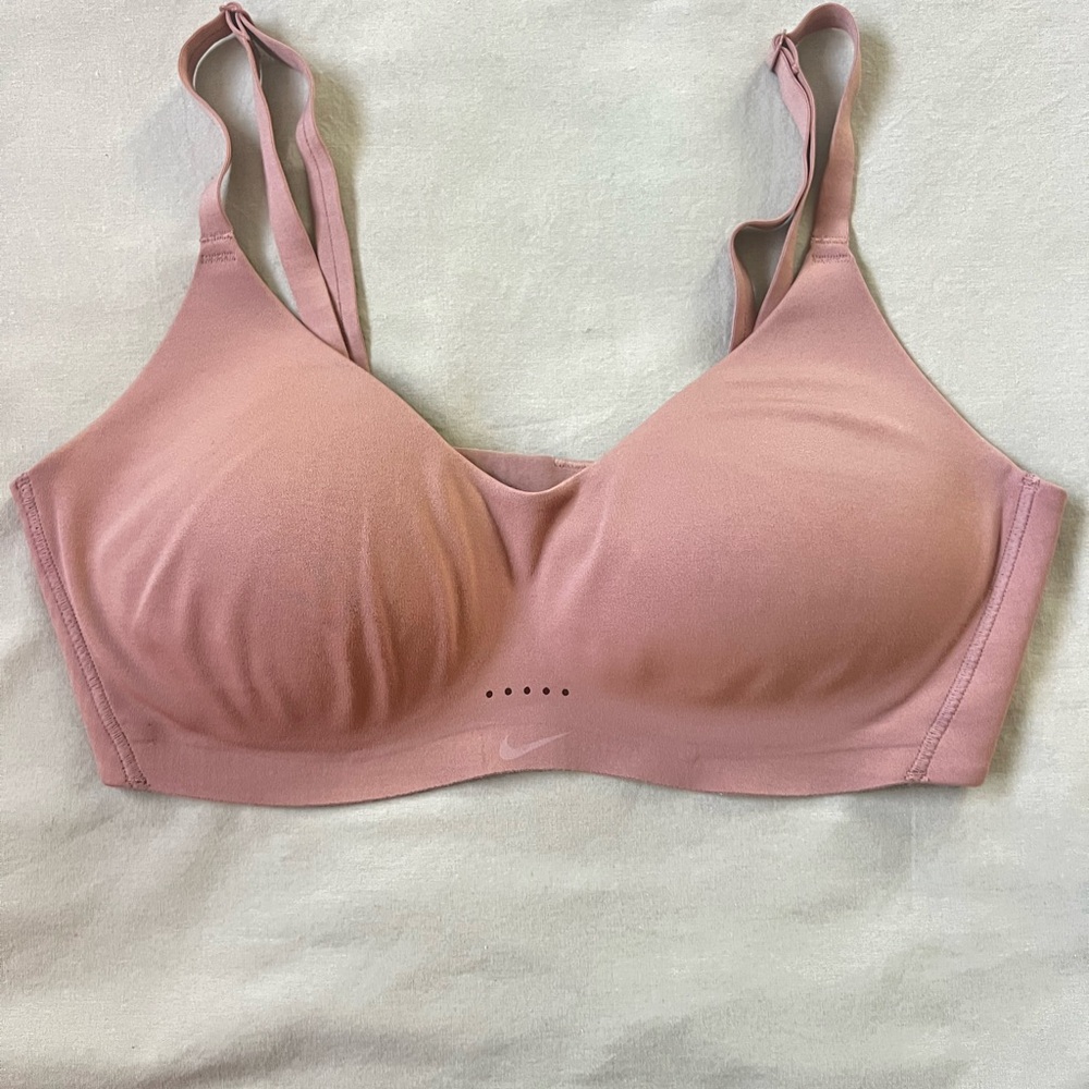 Nike Women's Alate Nude Sports Bra